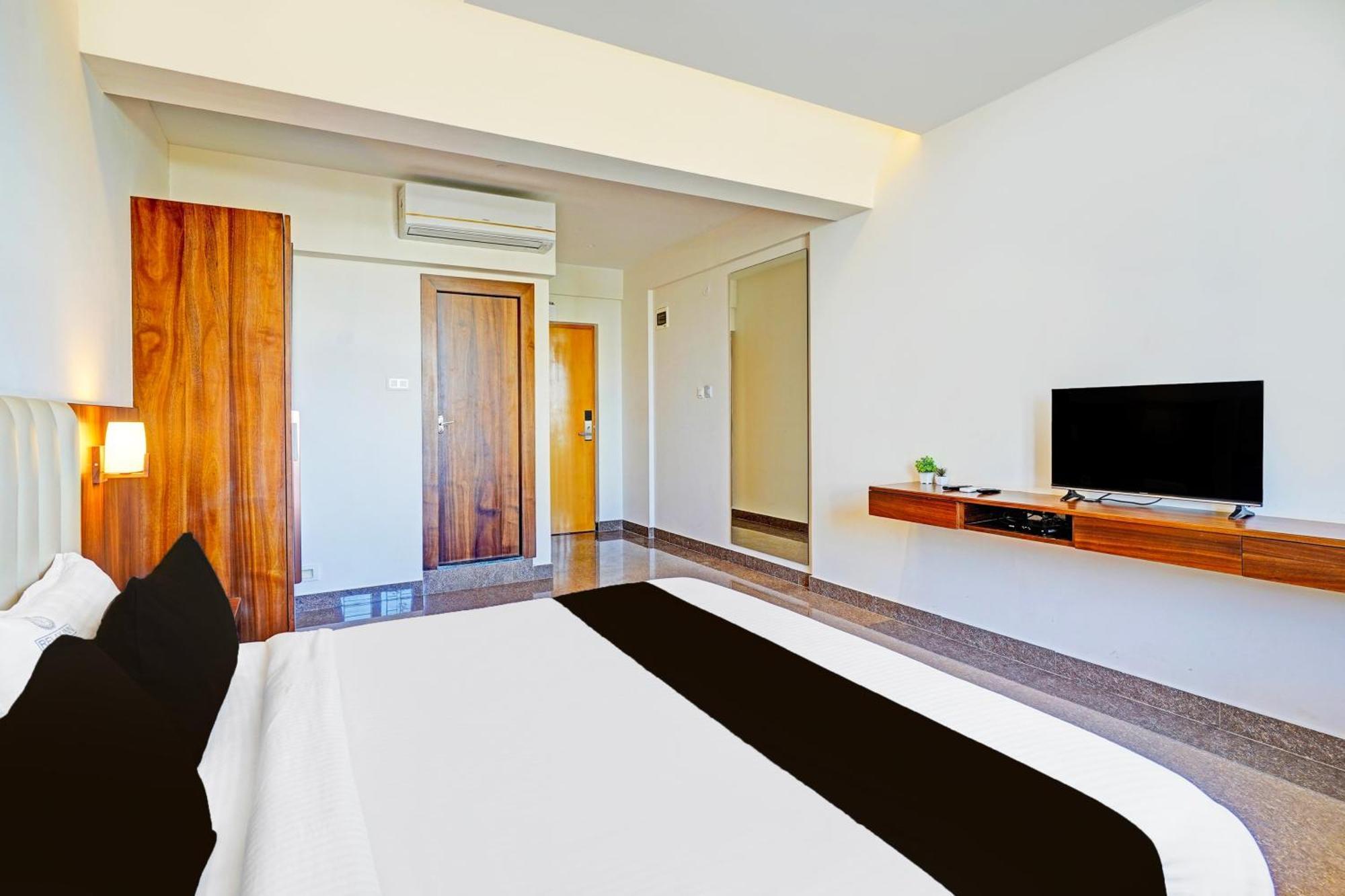 Super Townhouse Oak Electronic City Formerly Hotel Trubell Kammasandra 외부 사진