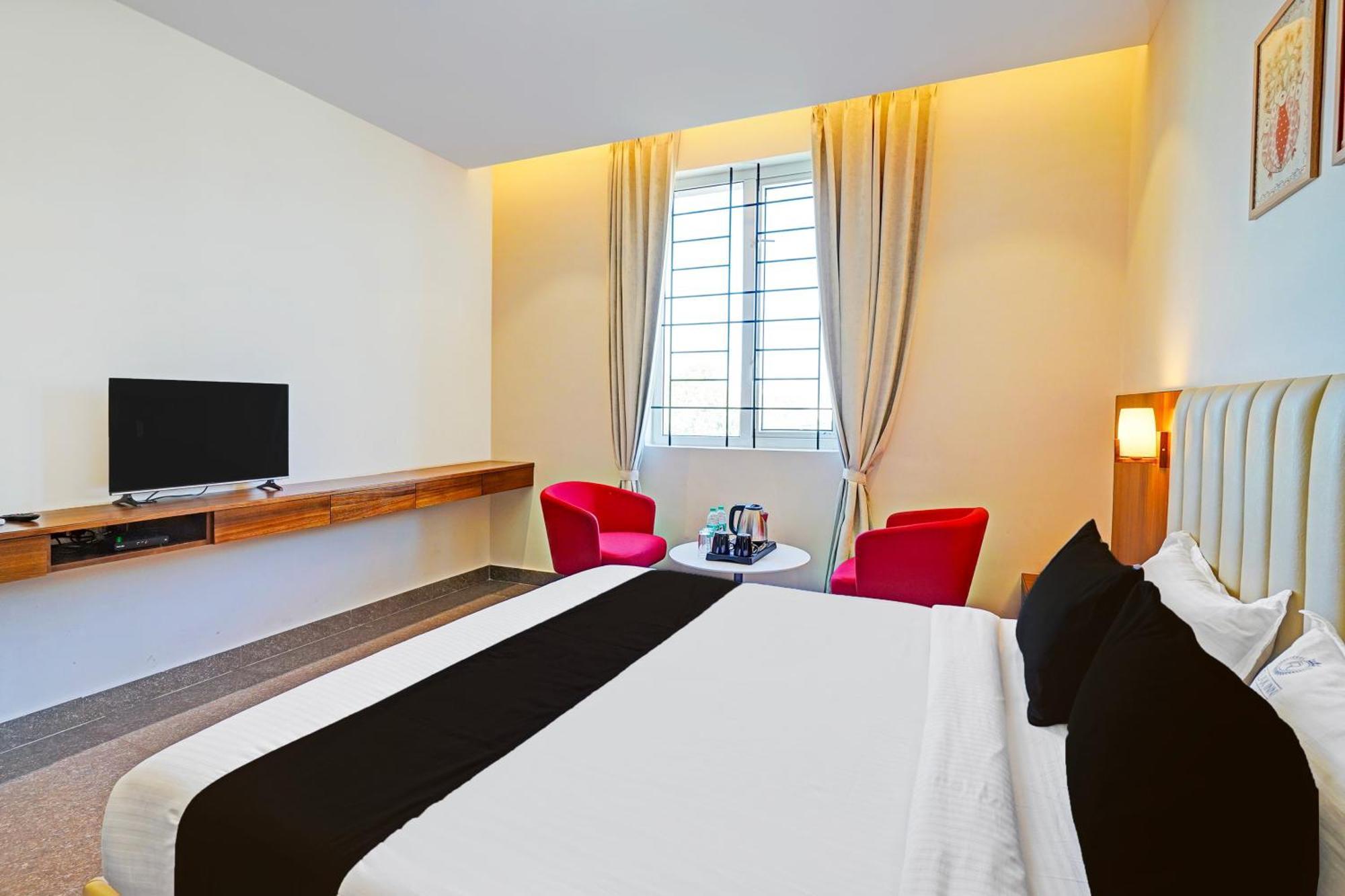 Super Townhouse Oak Electronic City Formerly Hotel Trubell Kammasandra 외부 사진