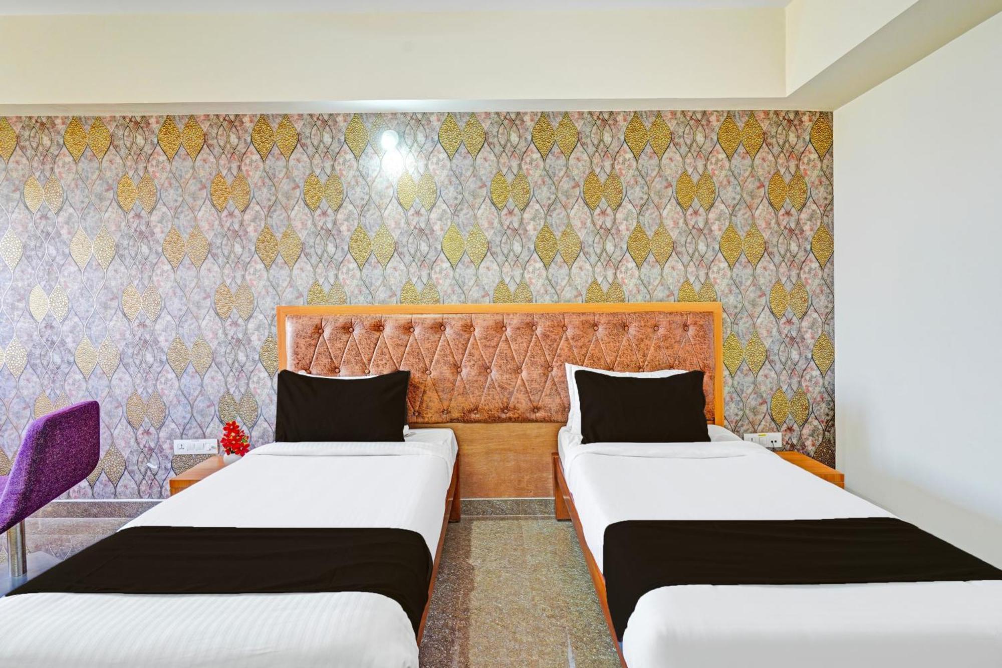 Super Townhouse Oak Electronic City Formerly Hotel Trubell Kammasandra 외부 사진