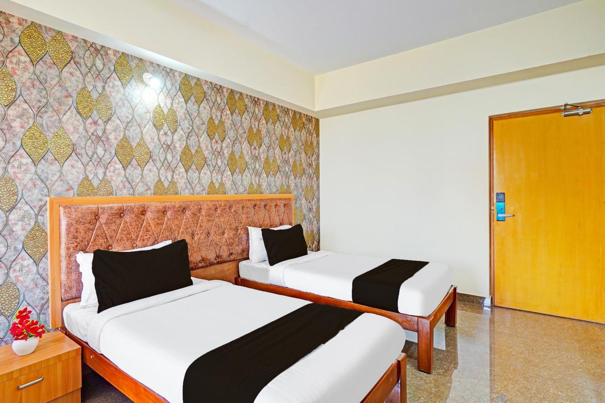 Super Townhouse Oak Electronic City Formerly Hotel Trubell Kammasandra 외부 사진